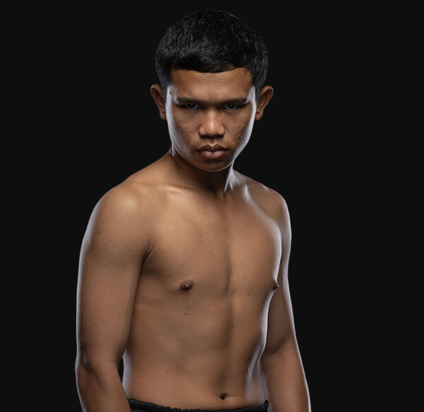 Pichai_Lookbanmai hero 1200x1165 1