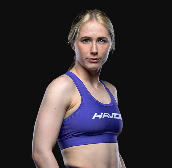 Chloe_Cooke Hero 1200x1165 1