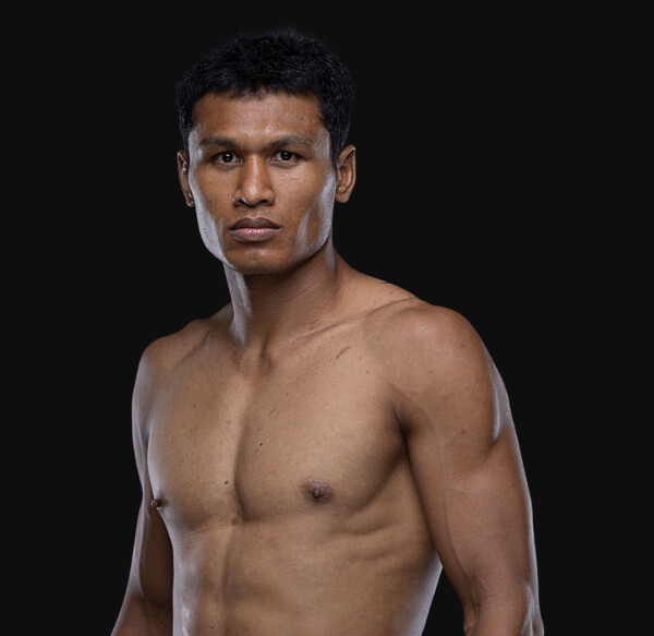 Jo_Nattawut hero 1200x1165 1