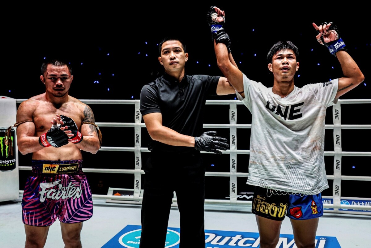 空拆 第二回合 26秒 KO 乔普雷查