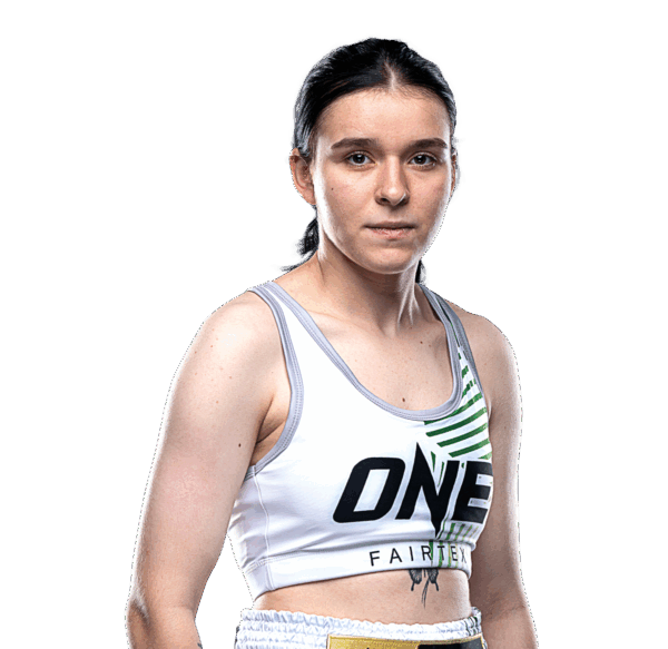 Oliwia_Dabrowski hero 1200x1165 1